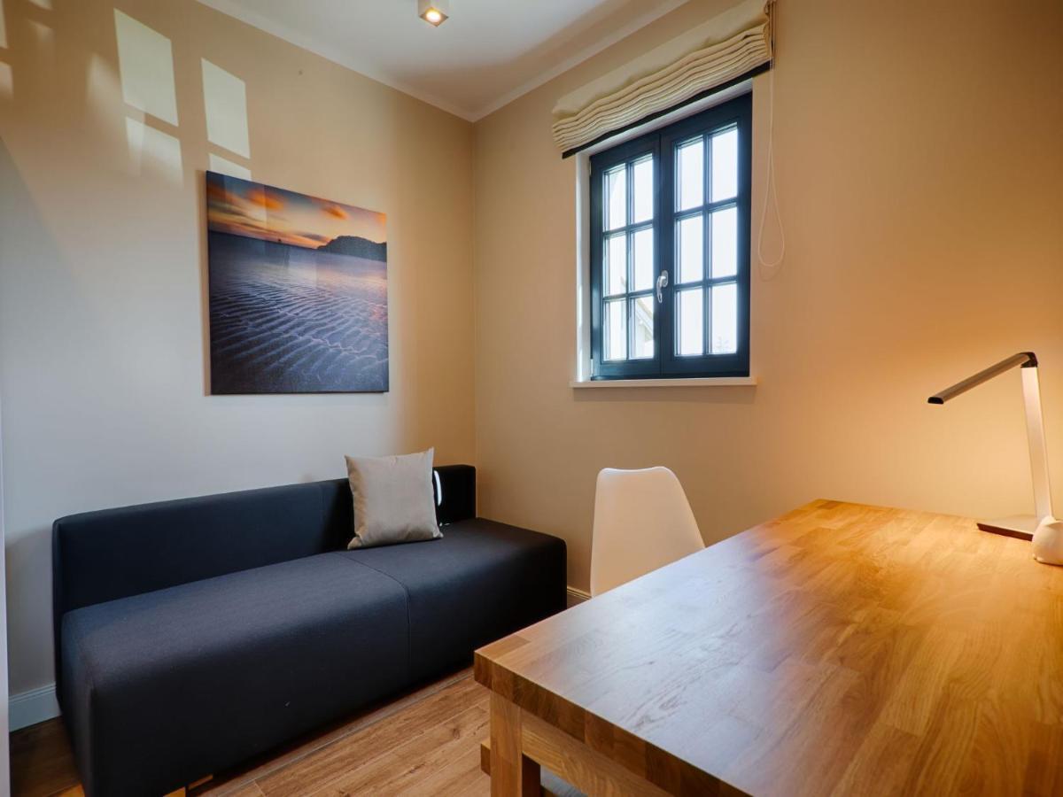 Reetland Am Meer - Luxus Reetdachvilla Mit 3 Schlafzimmern, Sauna Und Kamin F18 Dranske Luaran gambar